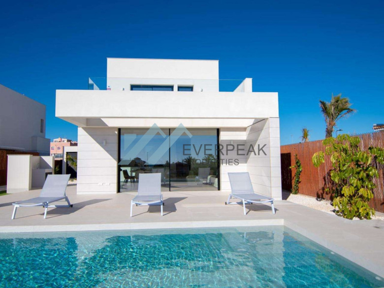 Neubau Villas mit 3 Schlafzimmern und 3 Badezimmern in Los Montesinos| Ref: MA-1467